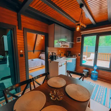 Garden Ayaz Ev Сапанча